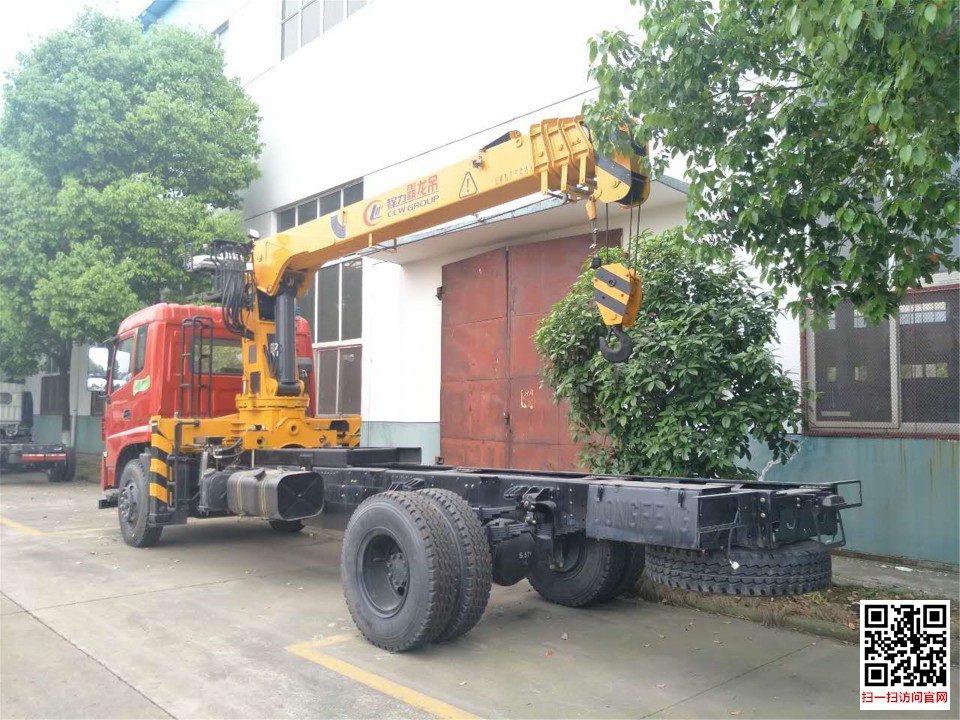 東風(fēng)特商8噸隨車吊左后圖片