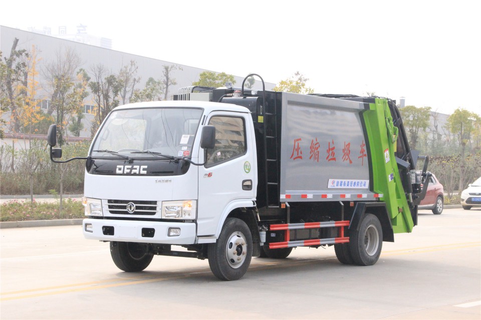 東風(fēng)多利卡5立方程力壓縮式垃圾車(chē) (99)