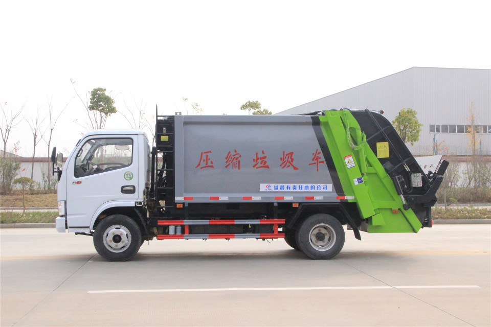 東風(fēng)多利卡5立方程力壓縮式垃圾車(chē) (101)