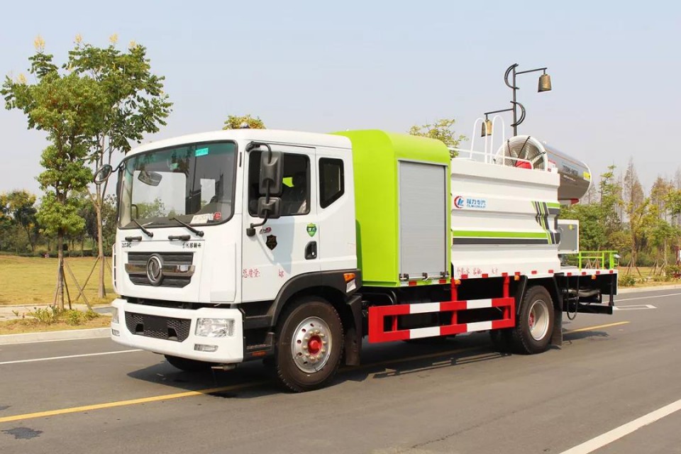 國(guó)六東風(fēng)D9程力多功能抑塵車(chē)霧炮車(chē)降塵車(chē) (7)
